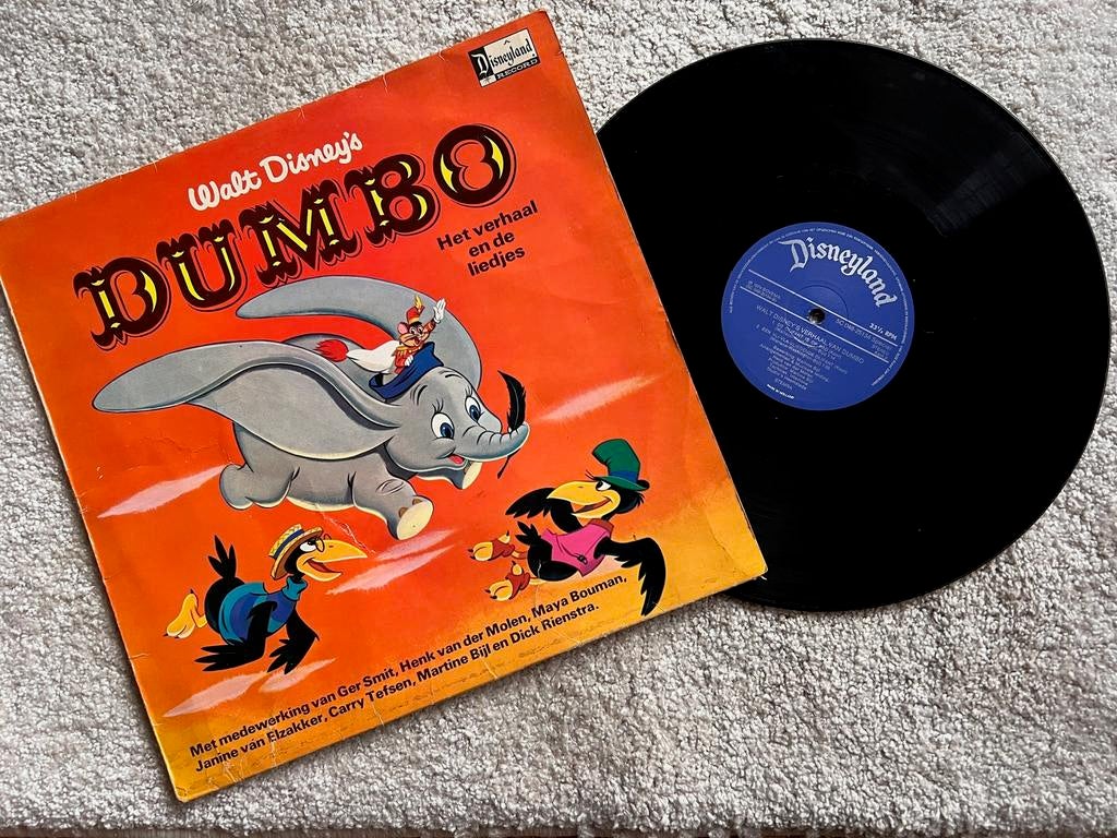 Vintage elpee Dumbo Disney Records 1974, Verzamelen, Disney, Verzenden, Bambi of Dumbo, Gebruikt, Overige typen