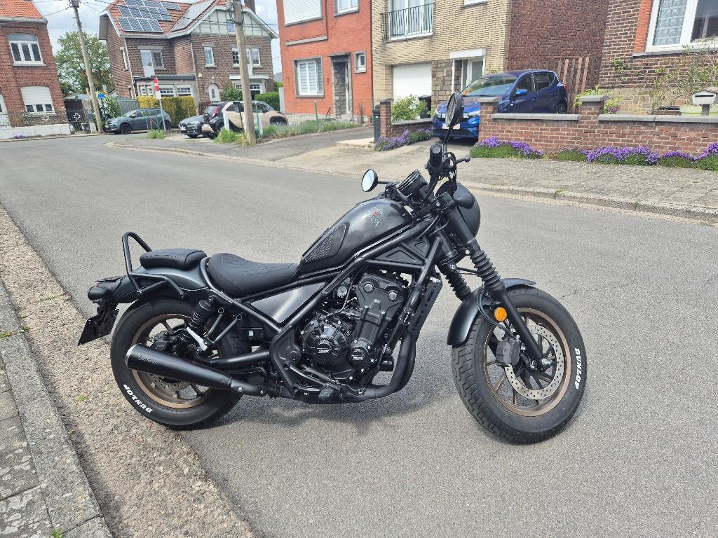 Honda rebel, Chopper, 2 cylindres, Permis Moto A2 minimum, 12 à 35 kW