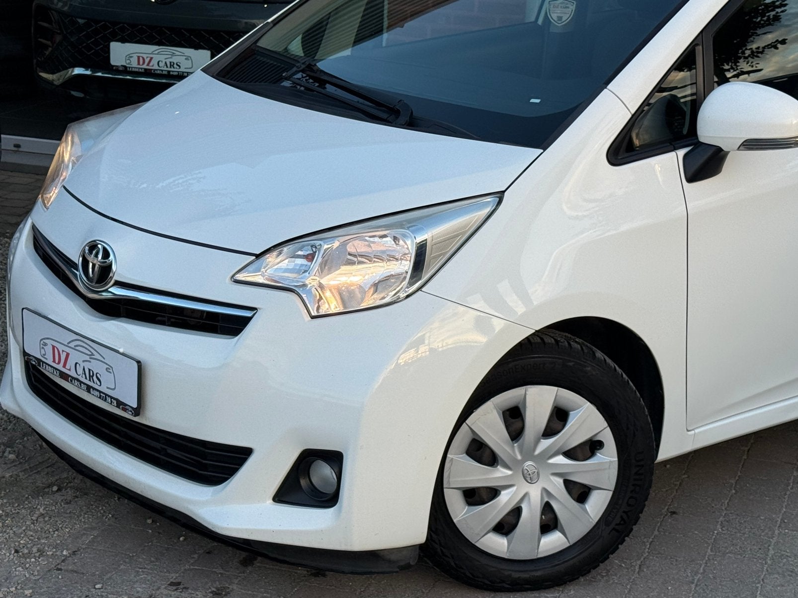 TOYOTA VERSO-S 1.3I 99CH |CLIME | BLUETOOTH | CAMERA | CD |, Autos, Euro 5, Achat, Entreprise, Boîte manuelle