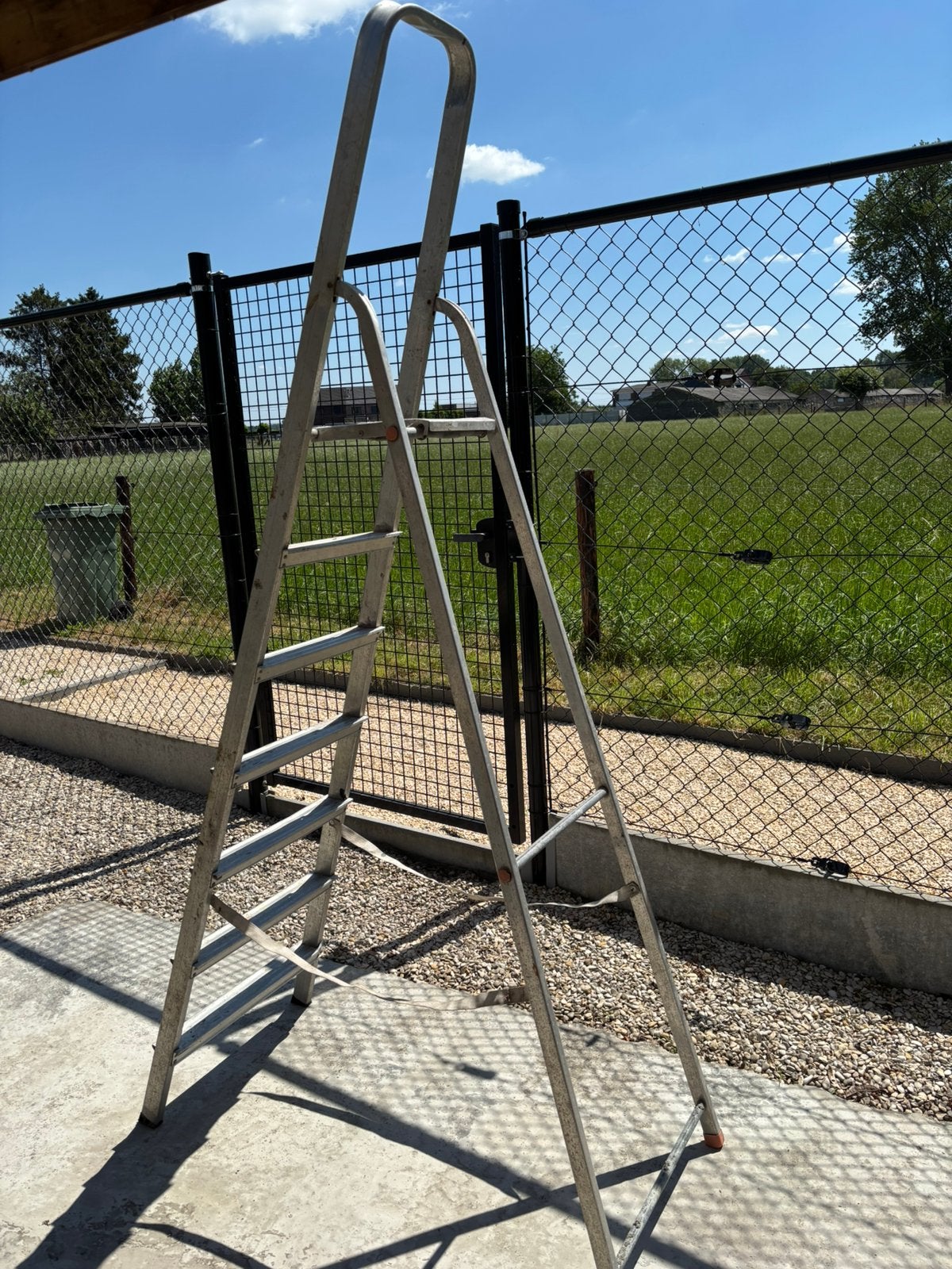 Hoge ladder, Ophalen, Gebruikt, Ladder