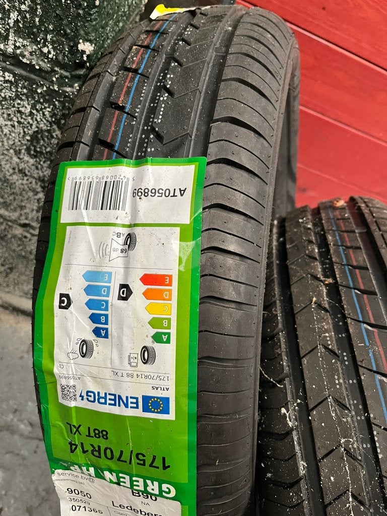 2x Nieuwe banden Atlas 175/70 R14 88T XL, Neuf, 14 pouces, 175 mm, Pneu(s)