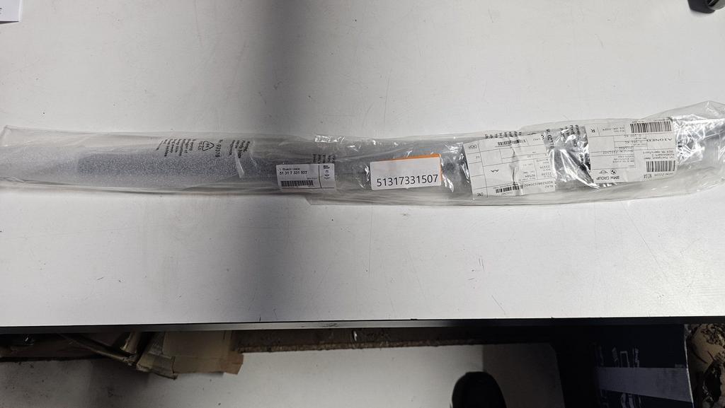 Zwarte raamlijst buitenzijde links voorzijde BMW 2 serie F48, Neuf, -, -, Origine de la pièce connue