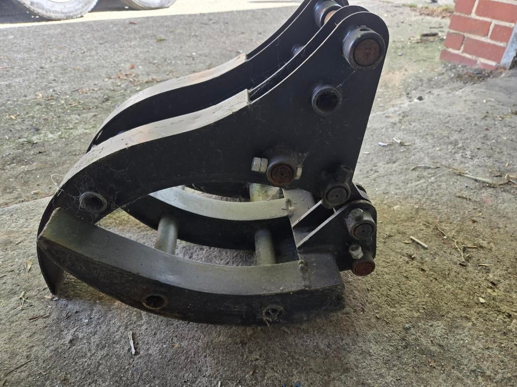Pince  a bois 300eur