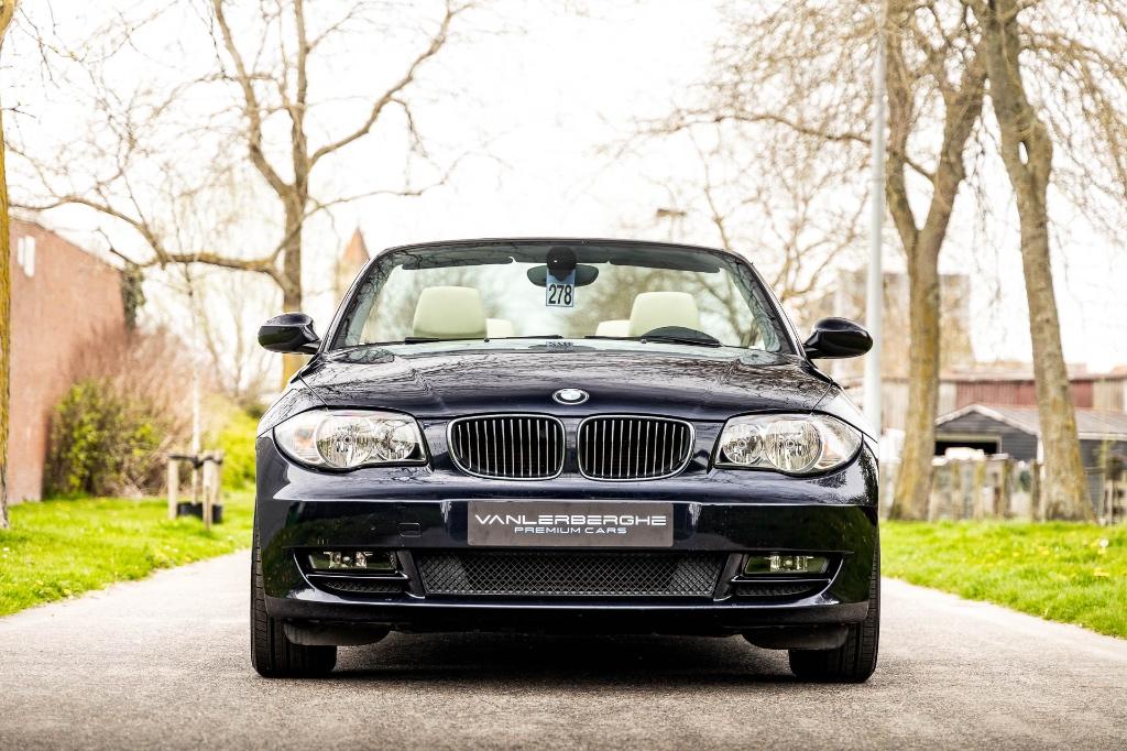 BMW 118d Cabrio * Manueel * Leder * Airco * Radio, Auto's, BMW, 100 kW, 1995 cc, Beige, 4 cilinders