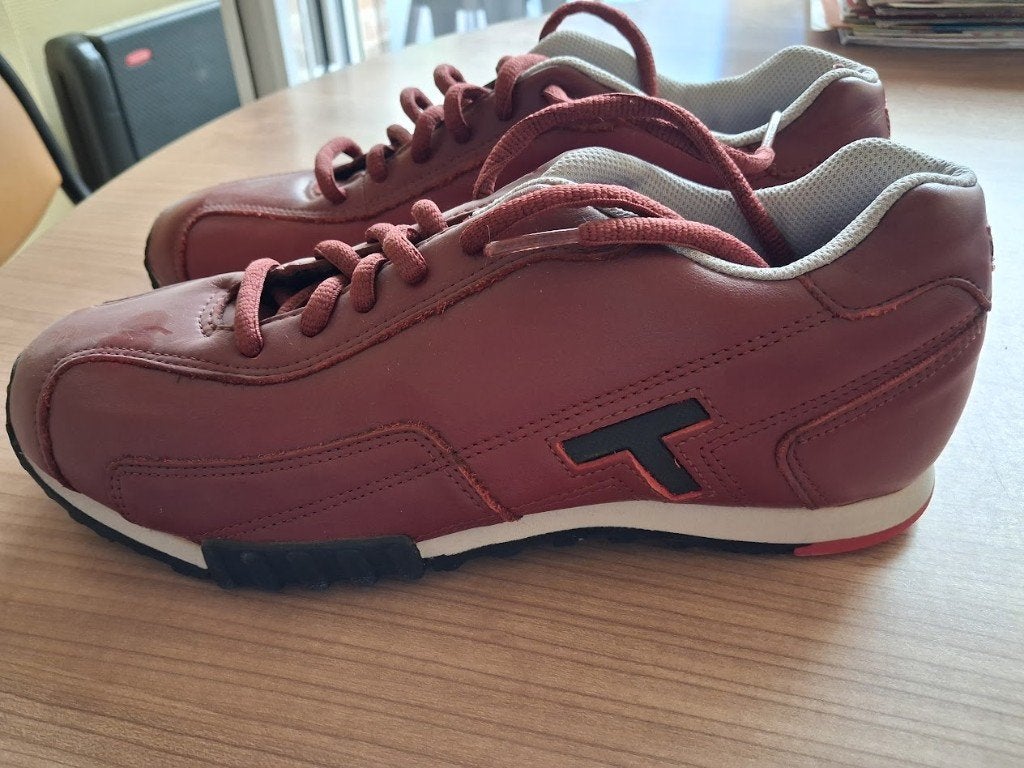 Tommy Hilfiger damesschoenen. Nieuw. Nooit gedragen.Maat 39., Kleding | Dames, Tommy hilfiger, Overige kleuren, Sportschoenen