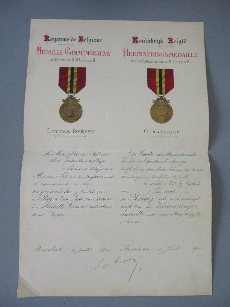doc. Herrineringsmedaille Leopold II Gunstbrief 1906, Antiquités & Art, Envoi