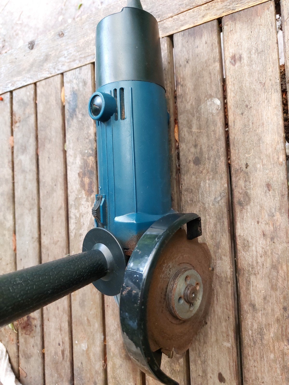 kleine haakse slijpschijf 500w  10€, Ophalen