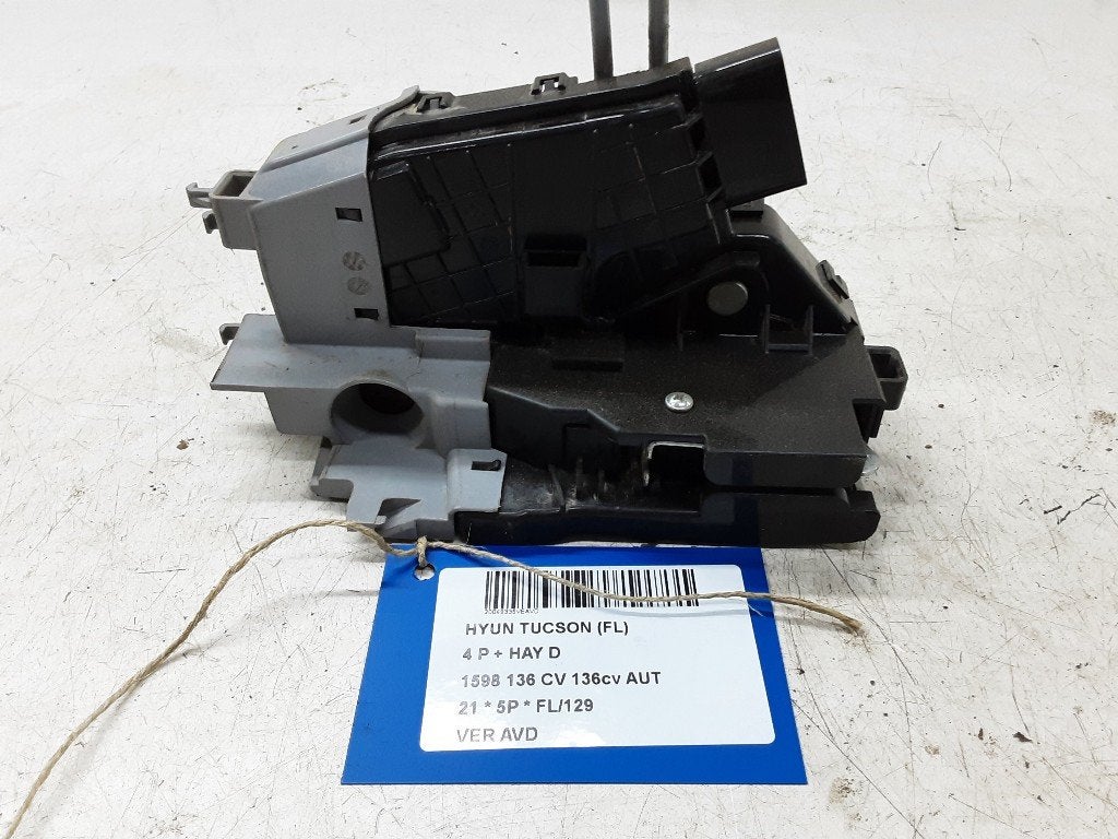 PORTIERSLOT RECHTS VOOR Hyundai Tucson (TL) (81320D3000), Hyundai Motor Deutschland GmbH, Gebruikt, Kaiserleipromenade 5
63067  Offenbach am Main, DE