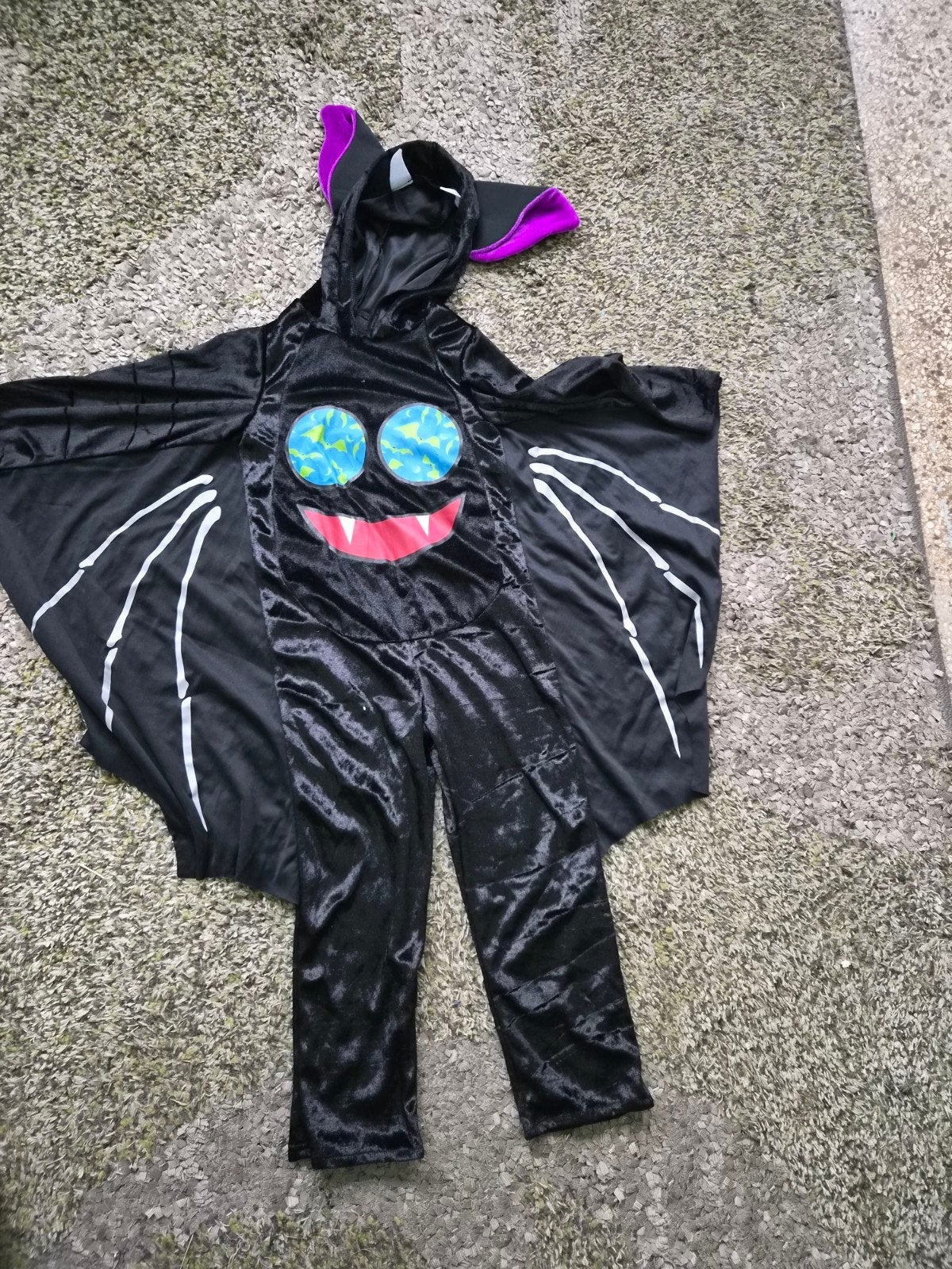 costume Halloween, Ophalen