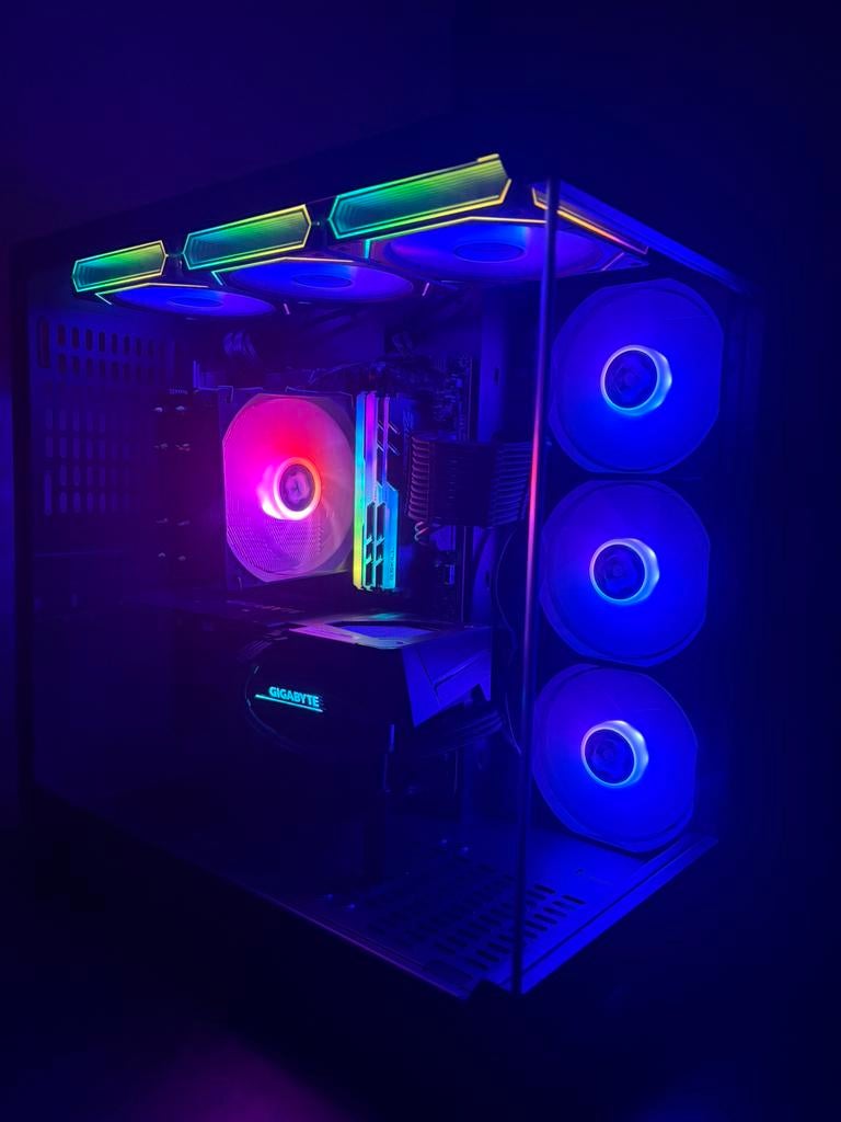 Rgb gaming pc custom (defect moederbord), Computers en Software, Desktop Pc's, Zo goed als nieuw, Gaming, Ophalen