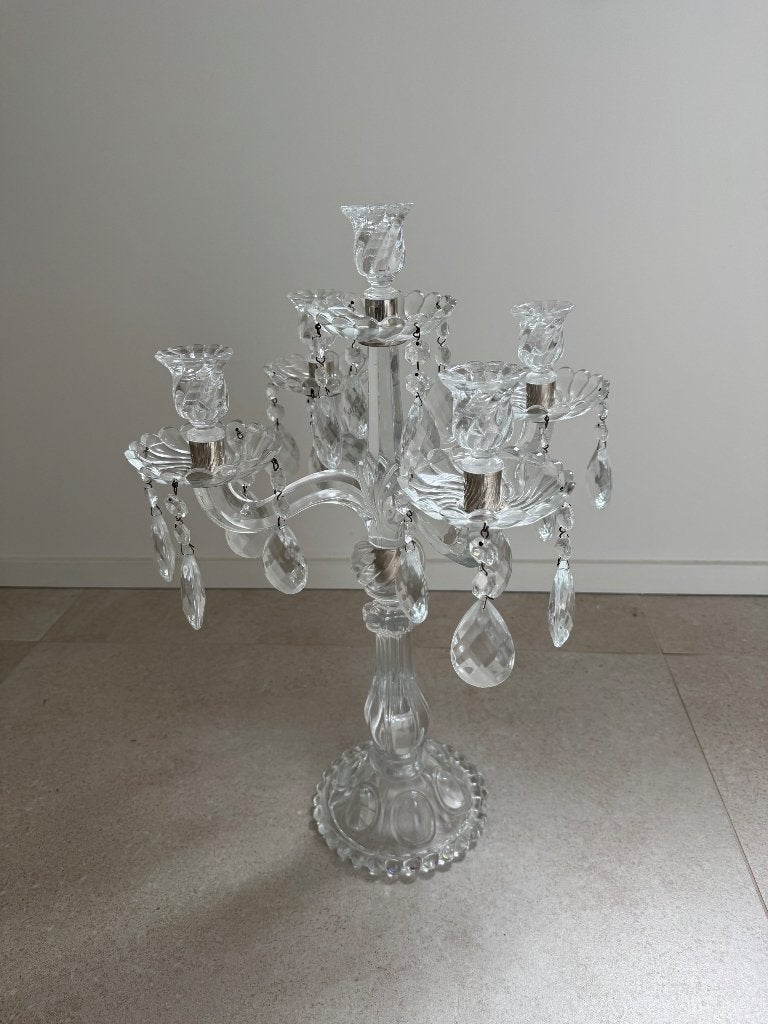 Kandelaar, Enlèvement, Verre