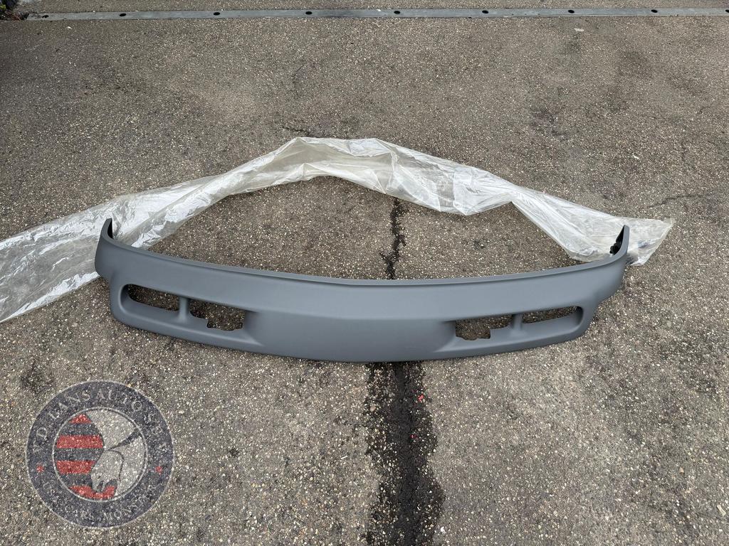 GM Voorbumper Valance Tahoe Suburban 15005294, Ophalen, -, Voor, -