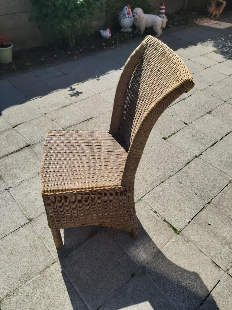 6 stoelen, Ophalen