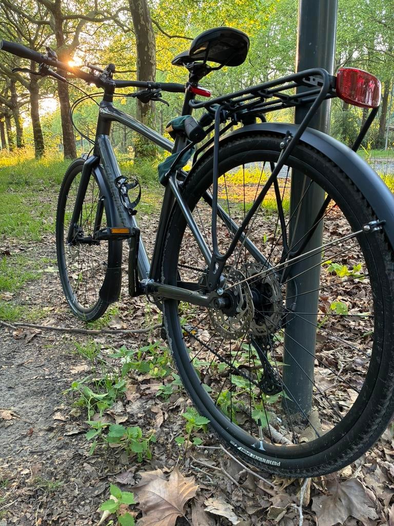 Fiets Specialized 2022 Sirrus X 4.0, Fietsen en Brommers, Ophalen, Zo goed als nieuw