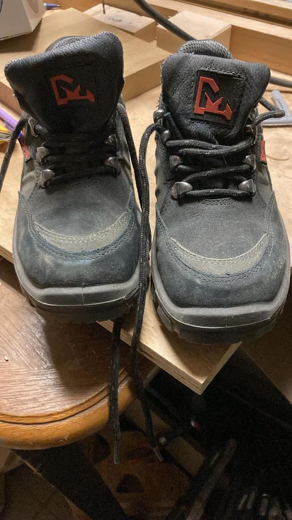 Veiligheidsschoenen maat 36, Kleding | Dames, Schoenen, Ophalen, Zo goed als nieuw