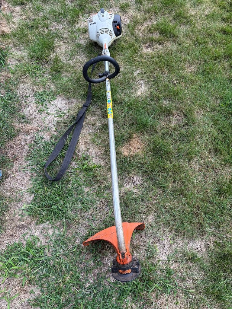STIHL FS 55 Benzine Graskantenmaaier, Jardin & Terrasse, Débroussailleuses, Enlèvement, Utilisé, Essence, Stihl