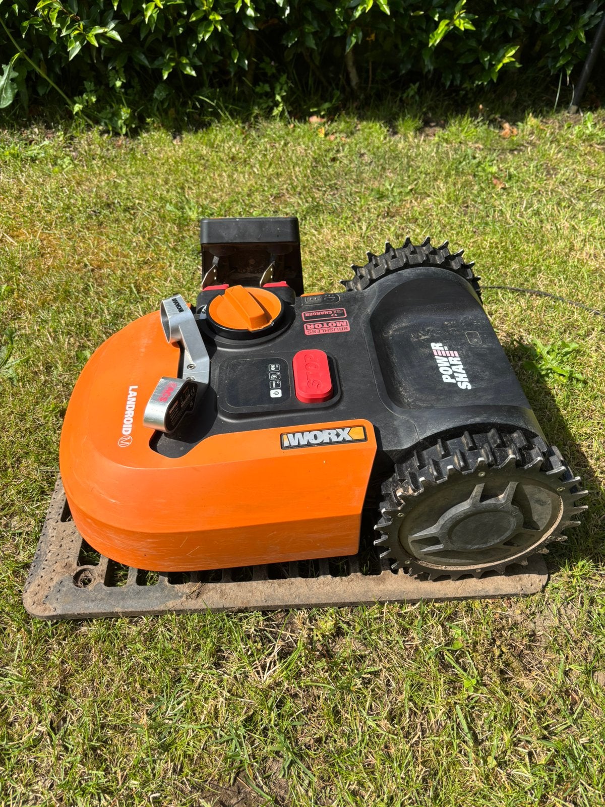 Worx Landroid M500 robotmaaier, Tuin en Terras, Ophalen, Gebruikt, Bestuurbaar via app
