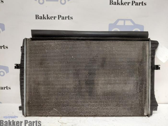 Radiateur van een Volkswagen Golf, Auto-onderdelen, Gebruikt, -, Volkswagen, -