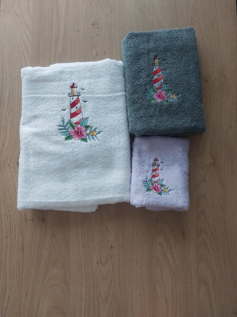 Set van 3 servetten geborduurd met een vuurtoren., Meerkleurig, Overige merken, Badlaken, Nieuw