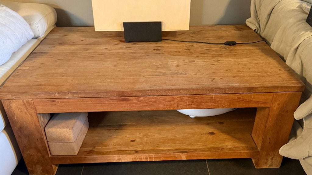 Teak tafel, Ophalen