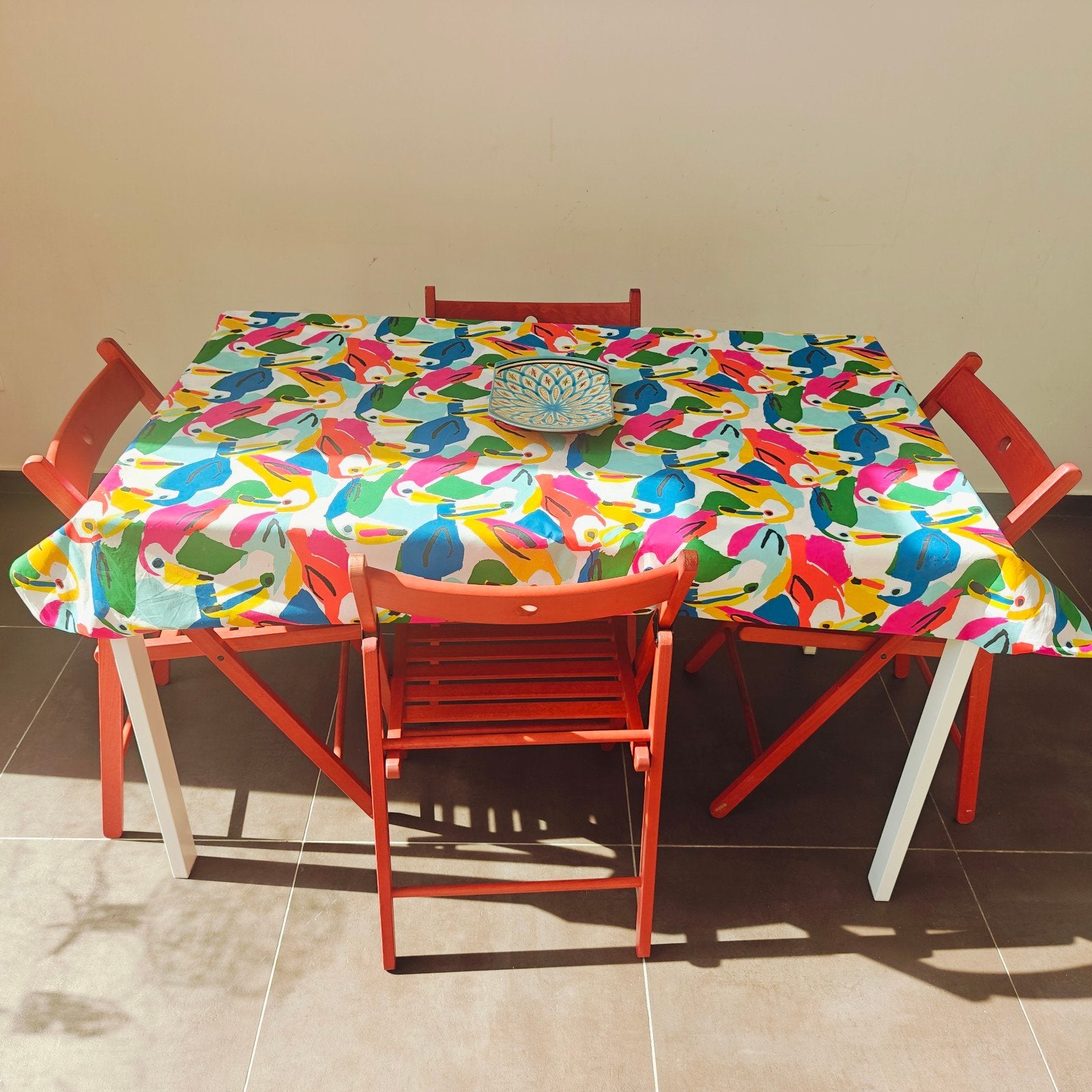 witte tafel 125 x 75 x 75 cm, Huis en Inrichting, Ophalen, Overige houtsoorten, 100 tot 150 cm, 50 tot 100 cm