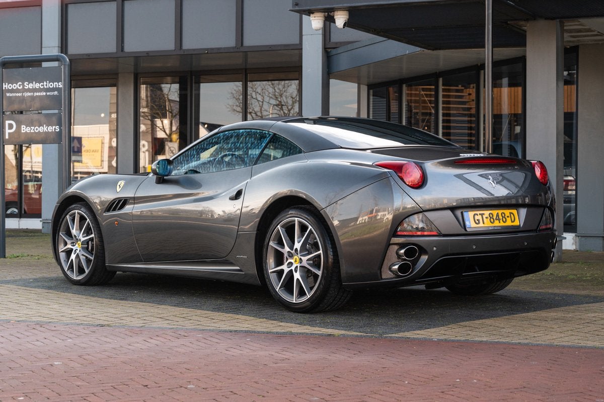 Ferrari California 4.3 V8 (automatique), Autos, Cuir, Achat, Entreprise, 338 kW