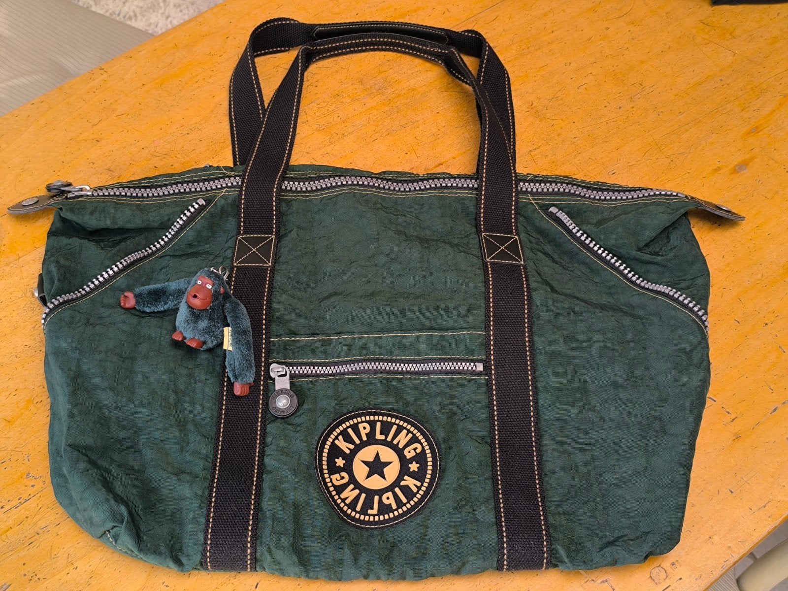 Kipling ART M Draagtas, Groen. (Perfecte staat!)., Handtassen en Accessoires, Tassen | Reistassen en Weekendtassen, Zo goed als nieuw