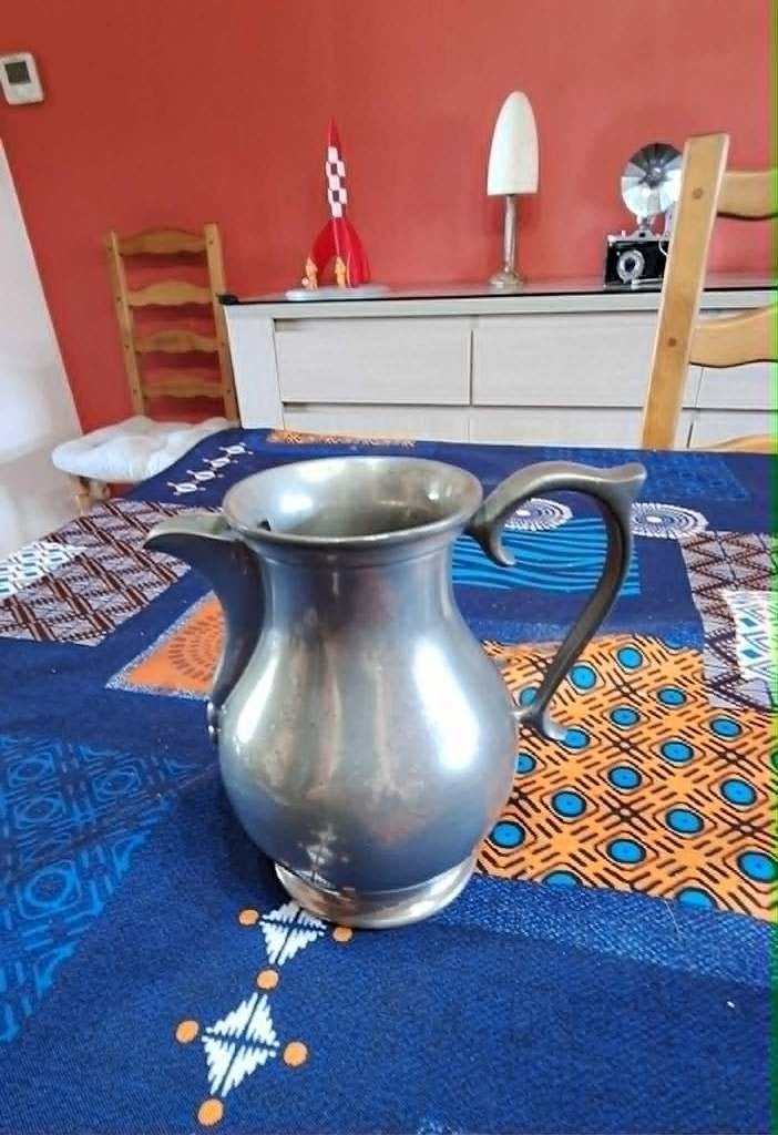 Cruche en étain des Postainiers Hutois, Enlèvement ou Envoi