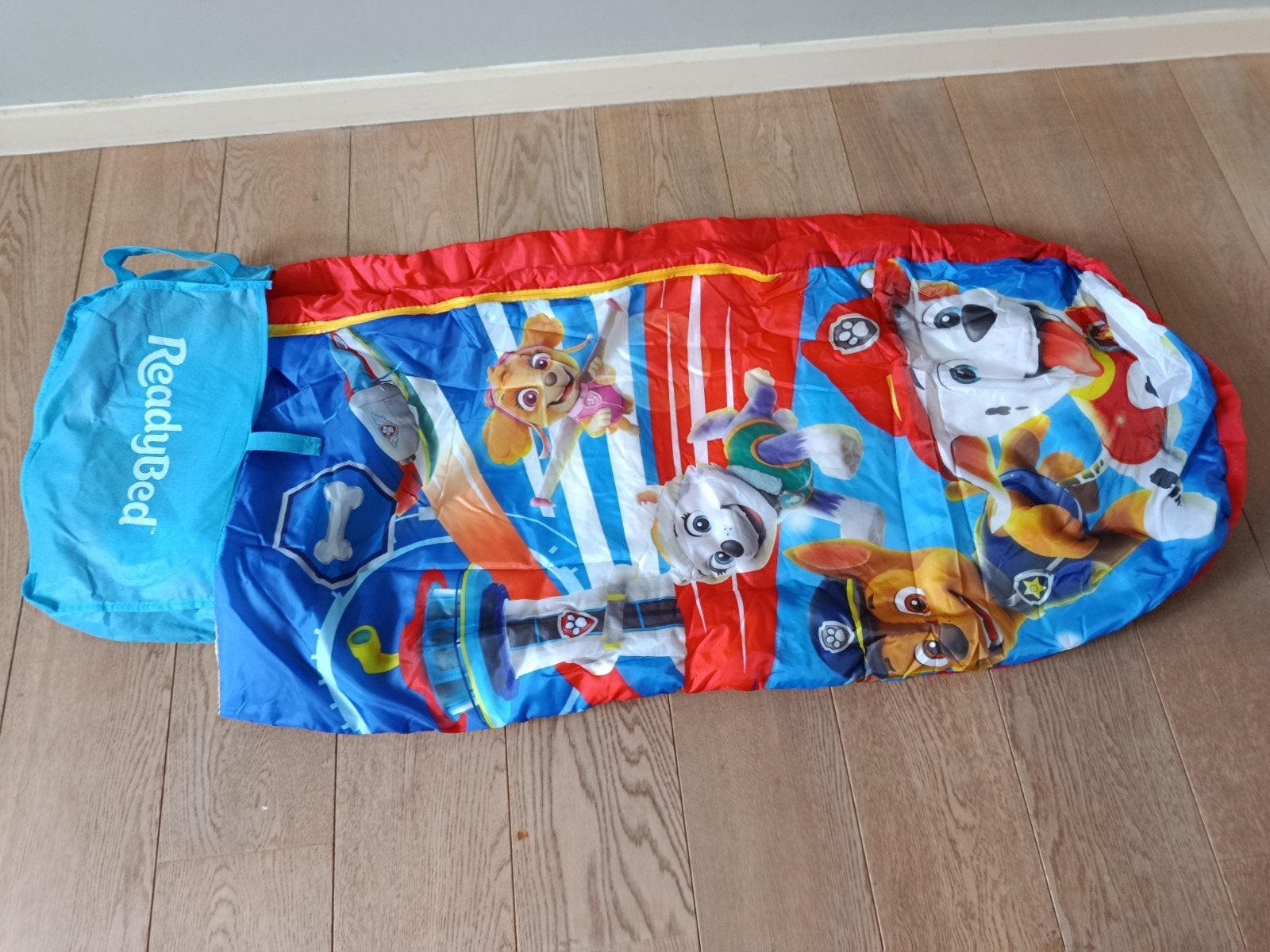 Readybed Paw Patrol opblaasbare luchtmatras en slaapzak in 1, Ophalen