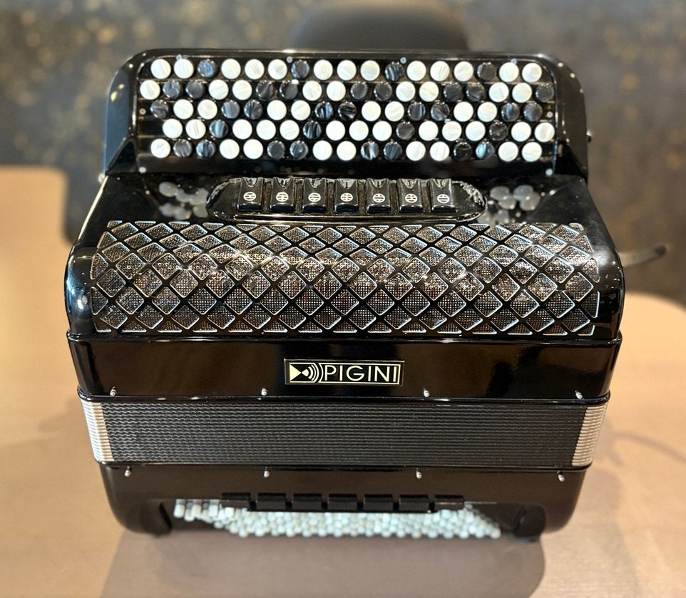 Pigini Prestige Junior Tweedehands Knopaccordeon, Enlèvement, Accordéon à boutons, Avec bretelles
