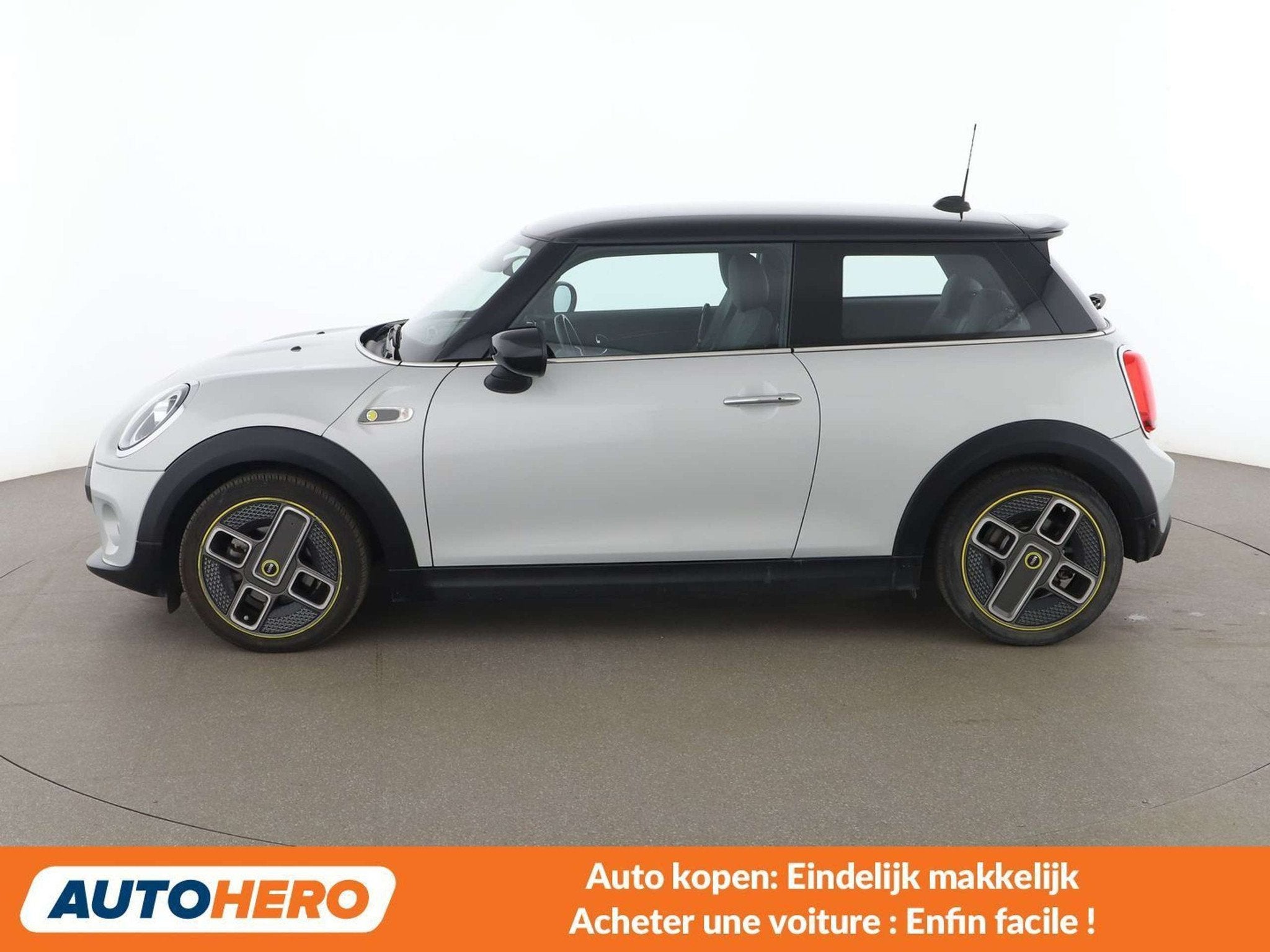 MINI Cooper SE Cooper SE Trim M (bj 2020, automaat), 4 zetels, 135 kW, Mini Electric, 184 pk