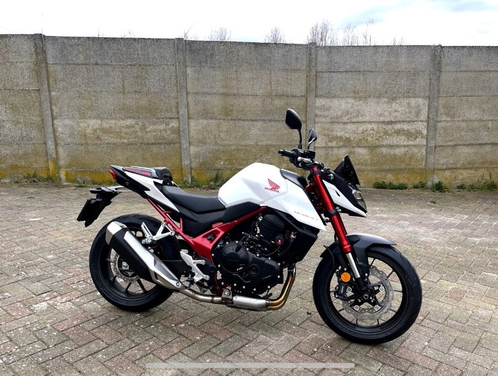 Honda Hornet CB750, Motoren, Motoren | Honda, Particulier, Naked bike, meer dan 35 kW, 4 cilinders, Handvatverwarming, LED Verlichting