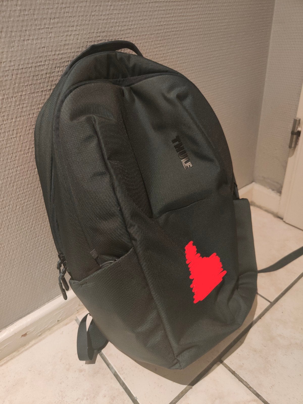 Sac a dos Thule, Enlèvement