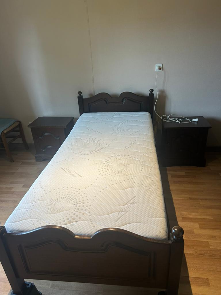 Gratis slaapkamer, Huis en Inrichting, Slaapkamer | Bedden, Ophalen, Gebruikt