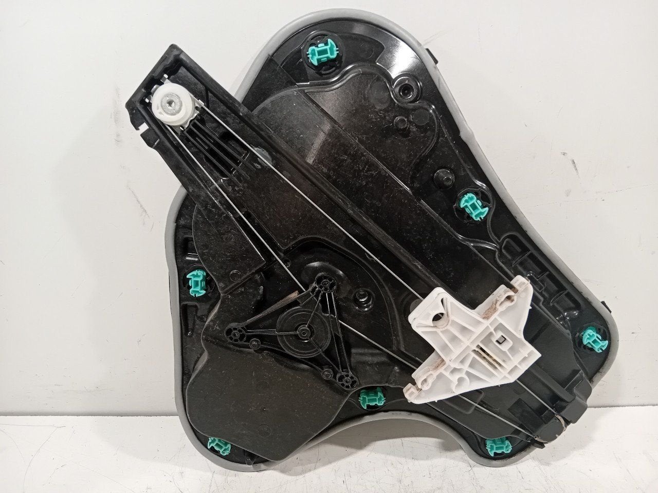 Raammechaniek elektrisch links achter Volkswagen Golf, Auto-onderdelen, Ruiten en Toebehoren, Onderdelen@venauto.nl, Van der Ven Autorecycling B.V.