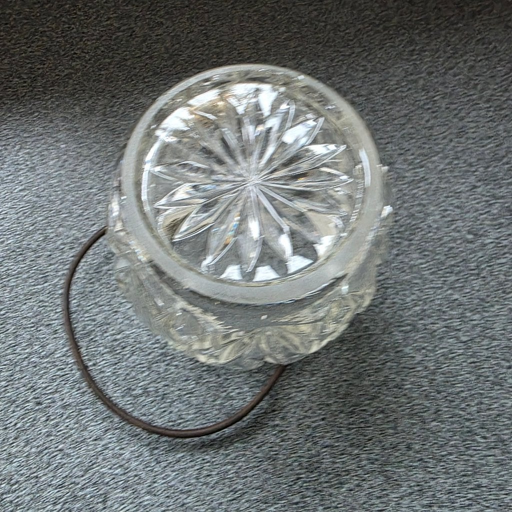 VINTAGE GLAZEN TAFELPOTJE MET HANDBEUGEL GEDECOREERD GLAS, Ophalen of Verzenden, Zo goed als nieuw