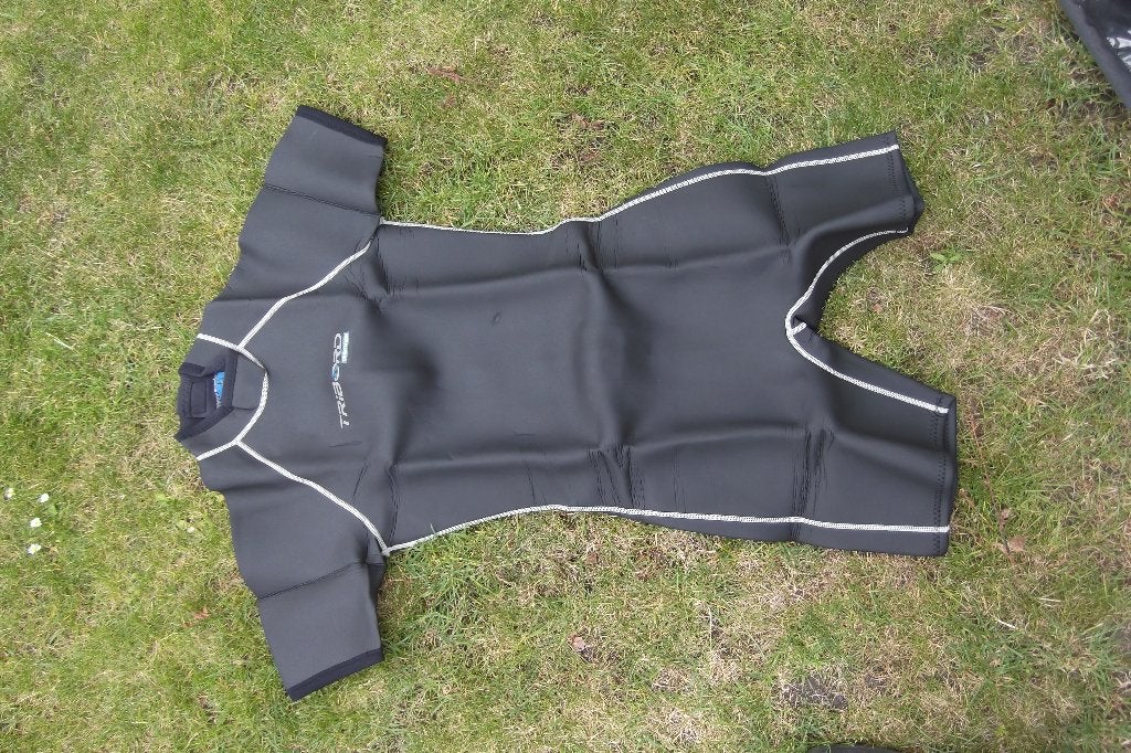 zomerwedsuit (heren), Ophalen, Zo goed als nieuw