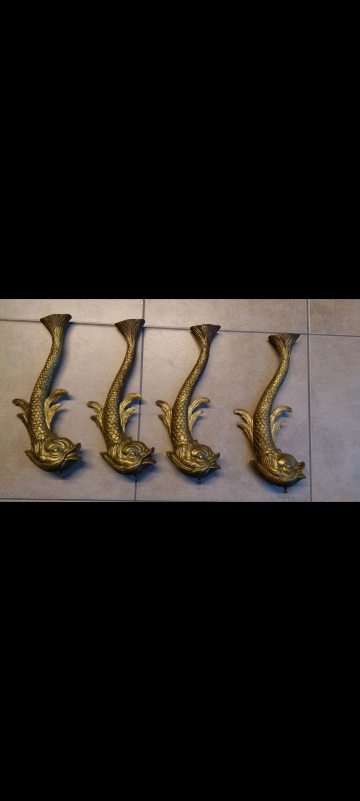 Ensemble de 4 pieds de dauphin épais en laiton/bronze : Holl, Enlèvement ou Envoi