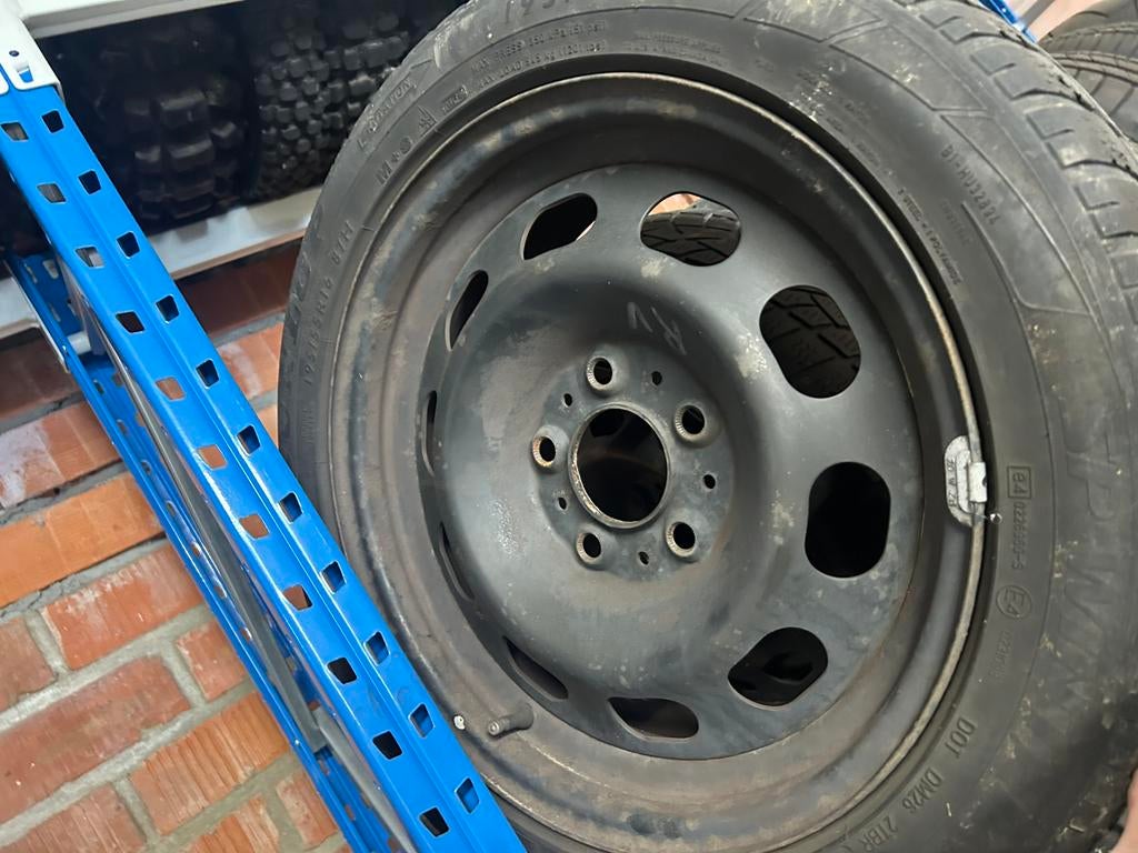 BMW winterwielen, Auto-onderdelen, Ophalen, 16 inch, Winterbanden, Band(en)