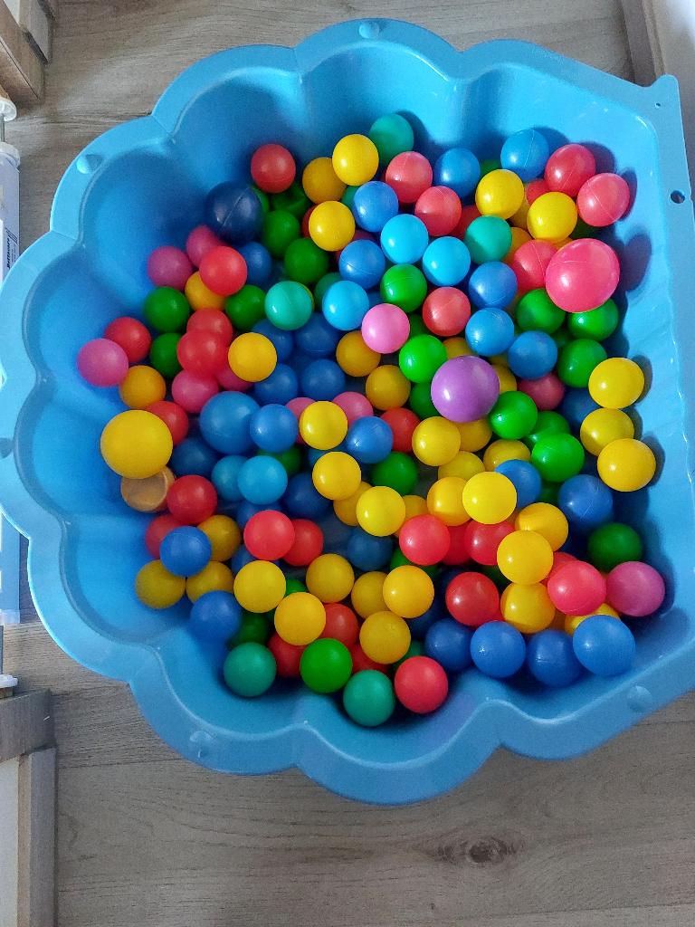 Ballenbad, Kinderen en Baby's, Speelgoed | Babyspeelgoed, Ophalen, Zo goed als nieuw, Overige typen