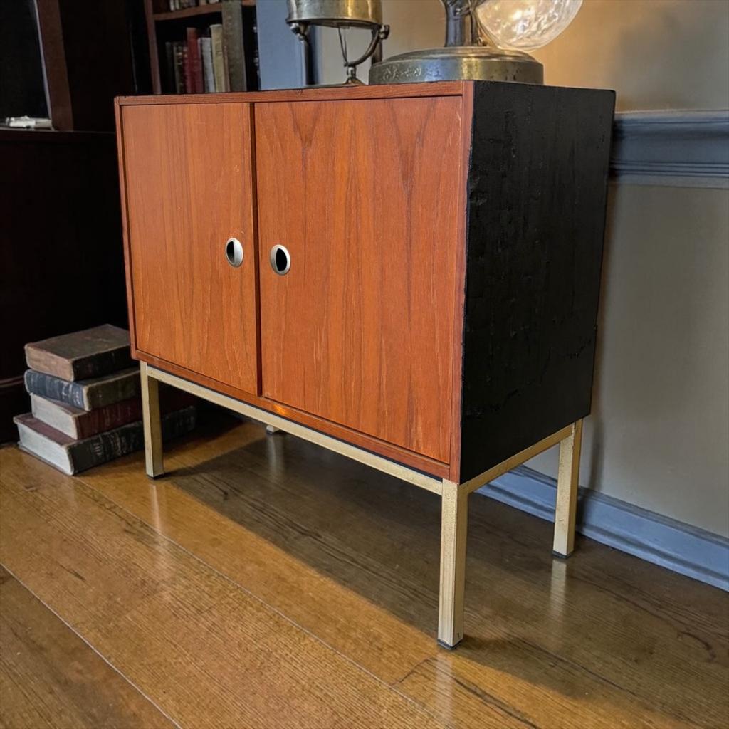 Commode/meuble TV/meuble TV vintage en bois, Enlèvement ou Envoi, Comme neuf, Commode