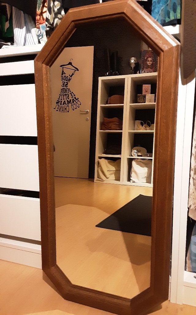 Mooie octogonale spiegel in eiken kader, Huis en Inrichting, Minder dan 50 cm, Nieuw, Ophalen of Verzenden, Minder dan 100 cm