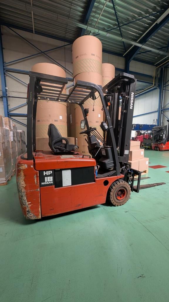 Chariot élévateur Nissan HP18, Articles professionnels, Enlèvement