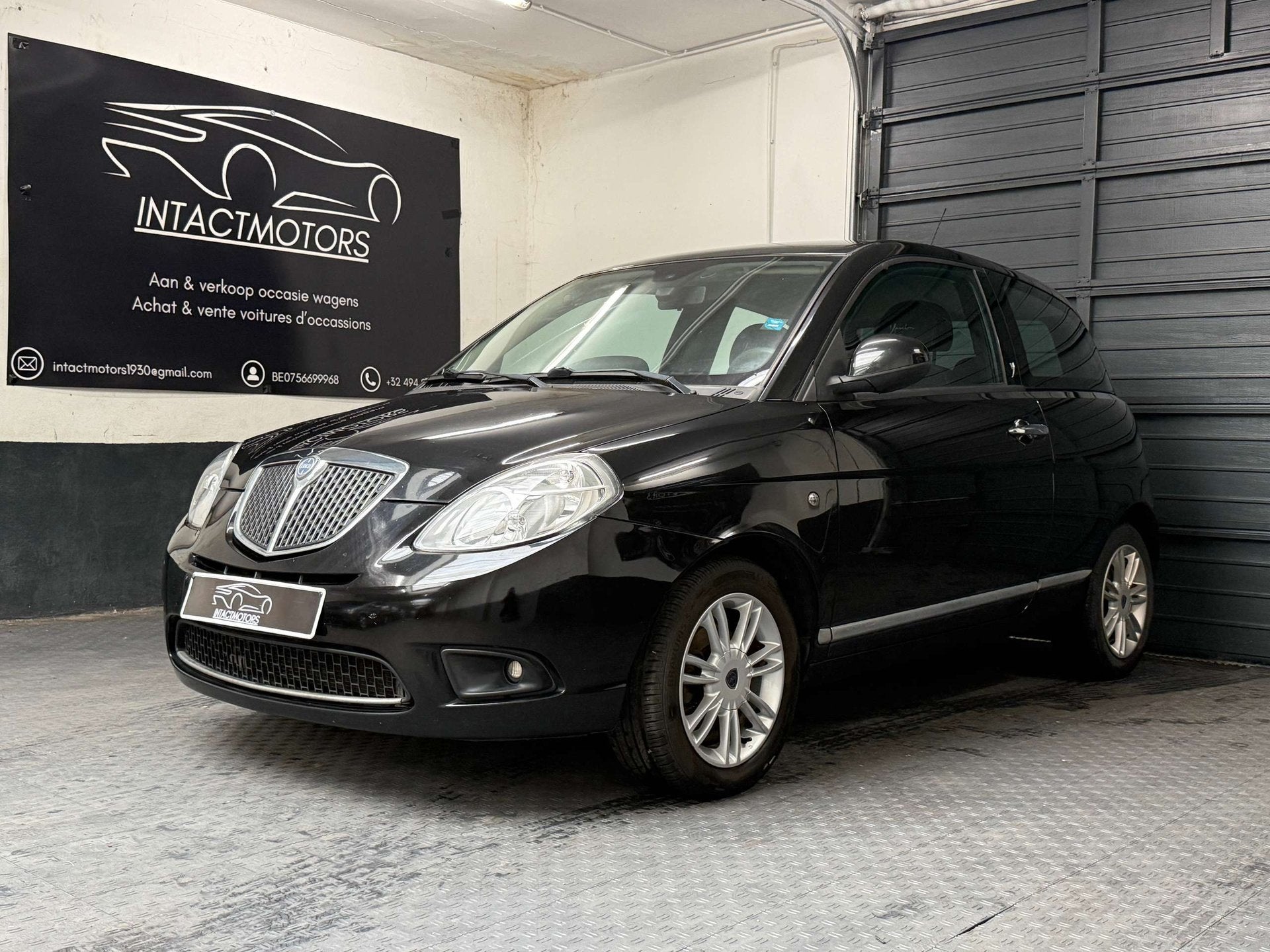Lancia Ypsilon 1.4i Platino DFN Automatique, Achat, 139 g/km, Beige, Entreprise
