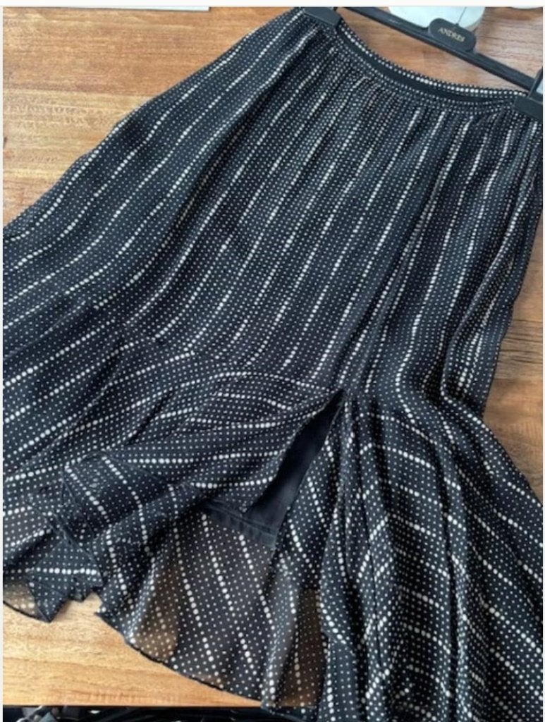 Jupe vintage taille 40, Taille 38/40 (M), Enlèvement ou Envoi, Comme neuf, Sous le genou