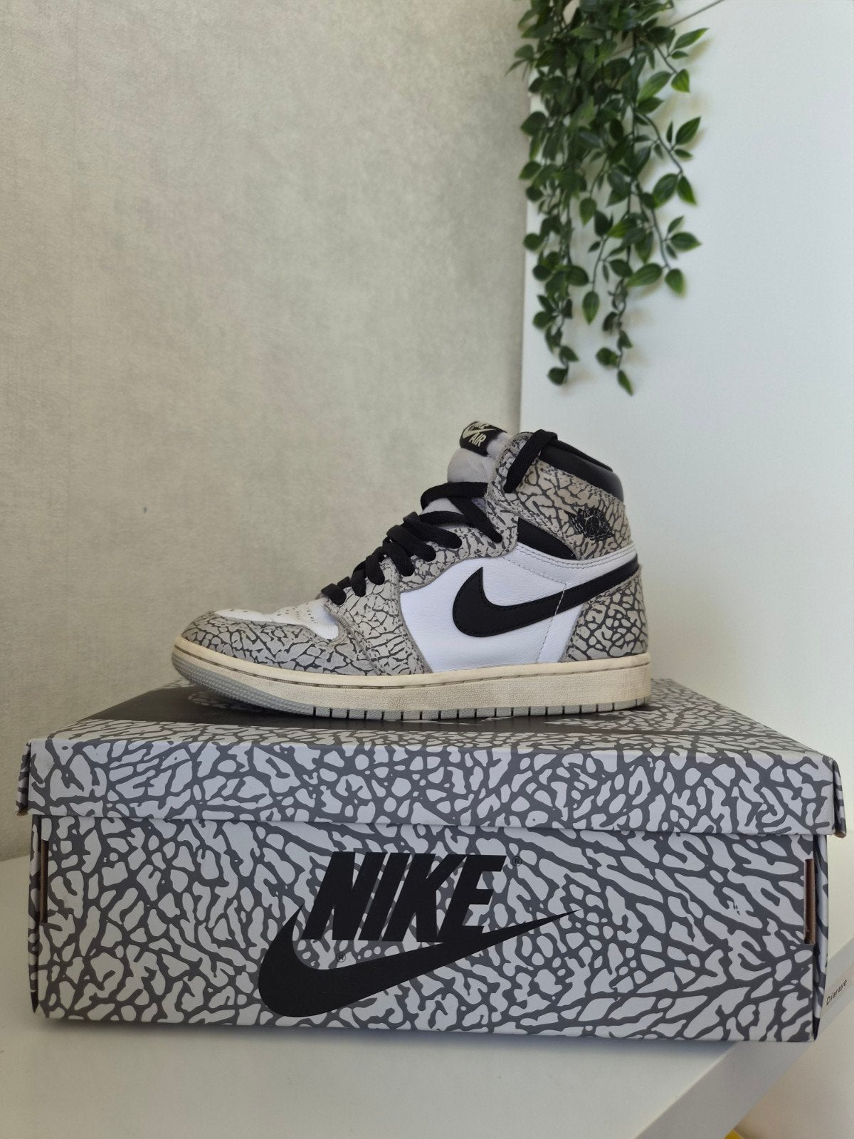 Chaussures AIR JORDAN taille 39, Vêtements | Hommes, Comme neuf, Enlèvement, Blanc, Nike air Jordan