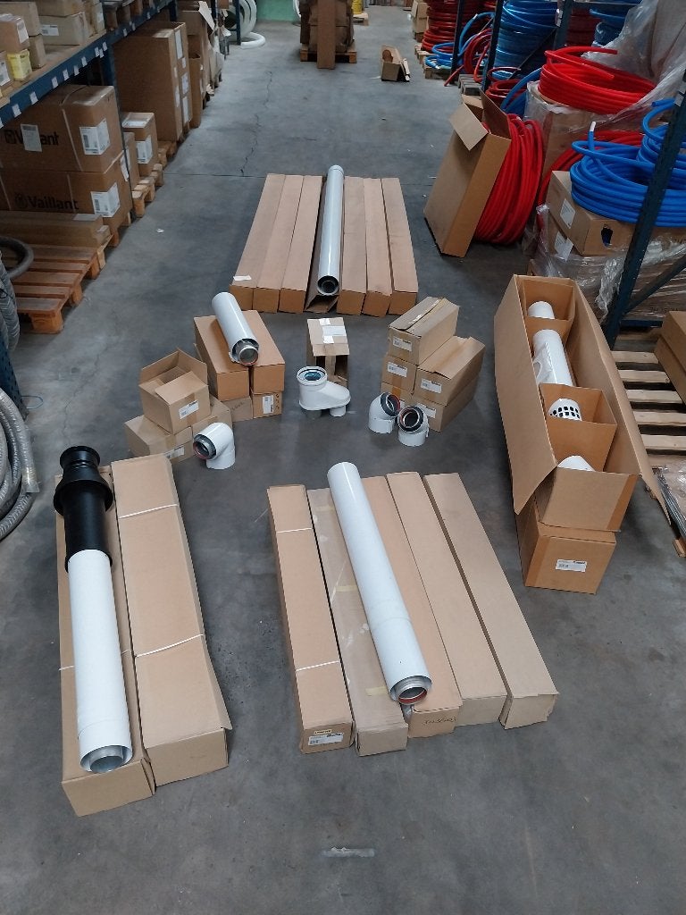 Lot Vaillant rookgasafvoer, Ophalen, Aardgas, Nieuw, Minder dan 20 liter