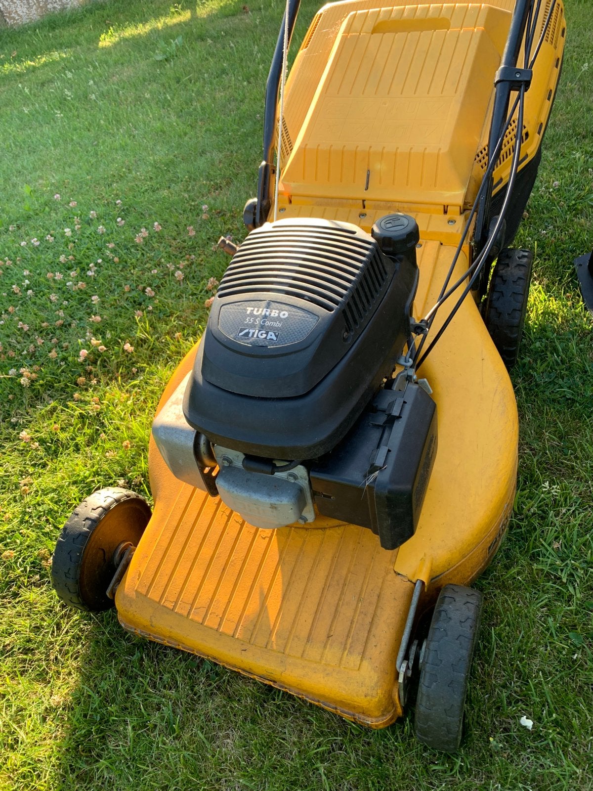 Stiga turbo combi, Fonction de mulching, Tondeuse rotative, Tondeuses à gazon à essence, Utilisé