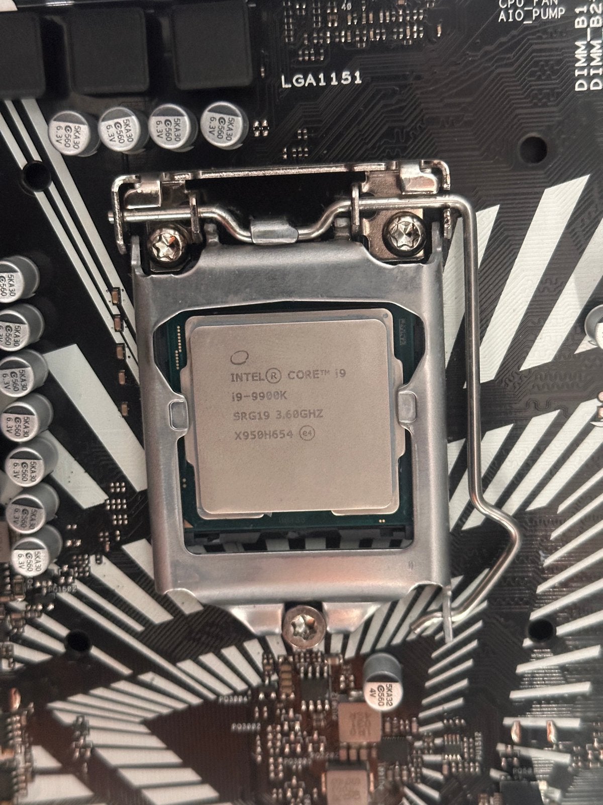 Intel Core i9-9900K, Computers en Software, Processors, Zo goed als nieuw, 8-core, 4 Ghz of meer, Ophalen of Verzenden