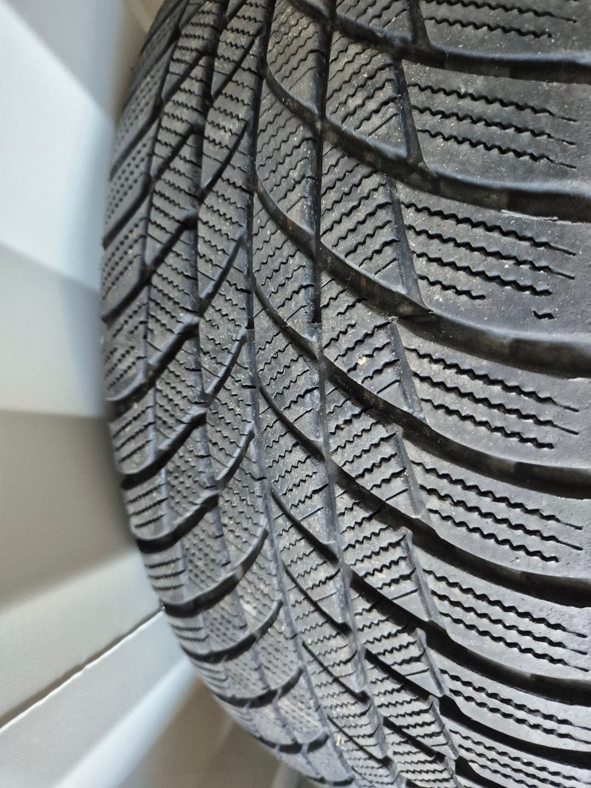 Jantes en alliage et pneus d'hiver Bmw Série 7, Autos : Pièces & Accessoires, Pneus et Jantes, Pneus hiver, Véhicule de tourisme